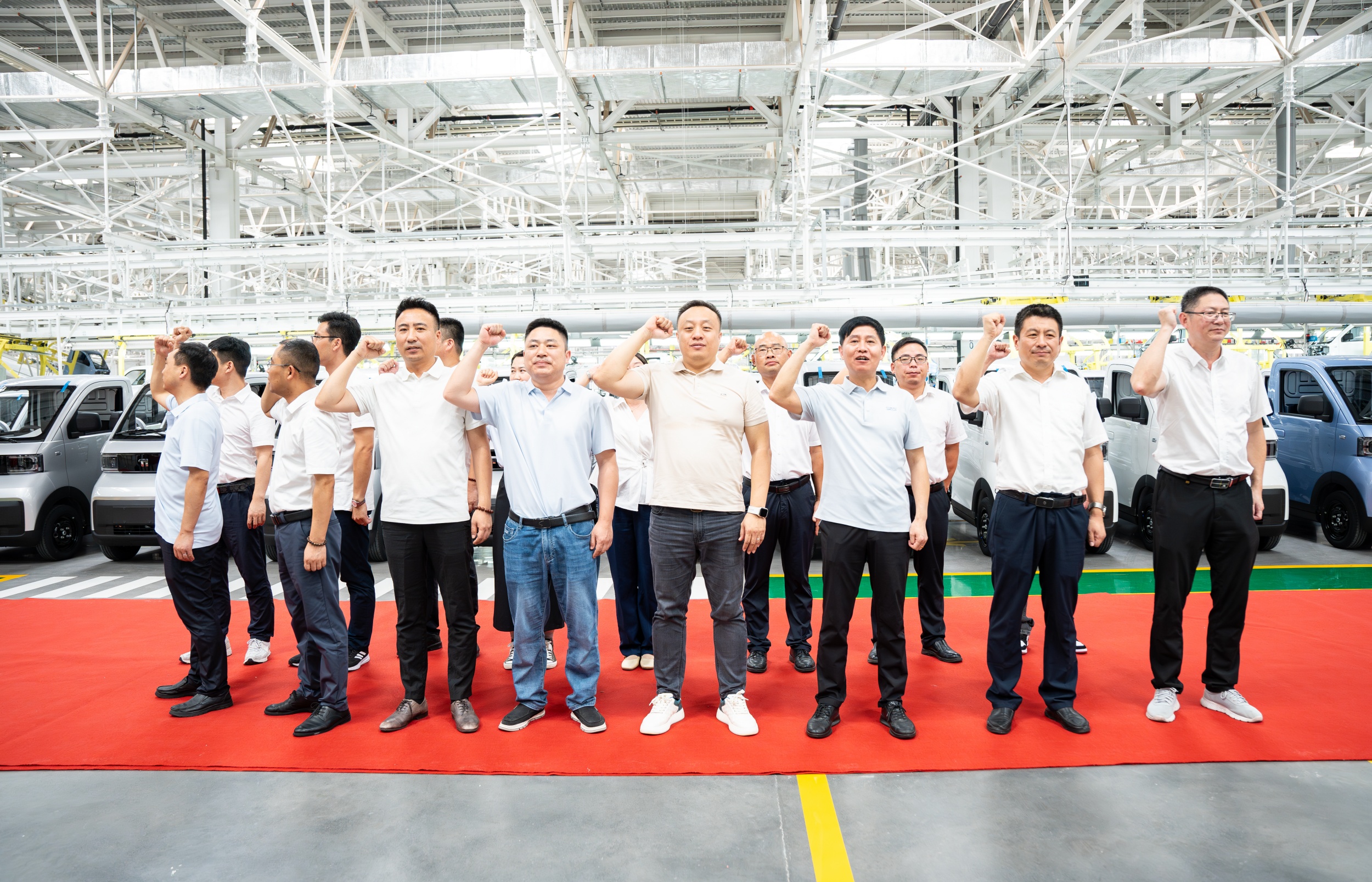 Миссия должна достигнуть пика битвы - Кольца церемонии присяги Мини-Картовой дивизии 30000 зарядных рогов